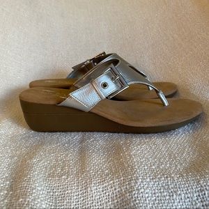 Silver Aérosoles Sandals